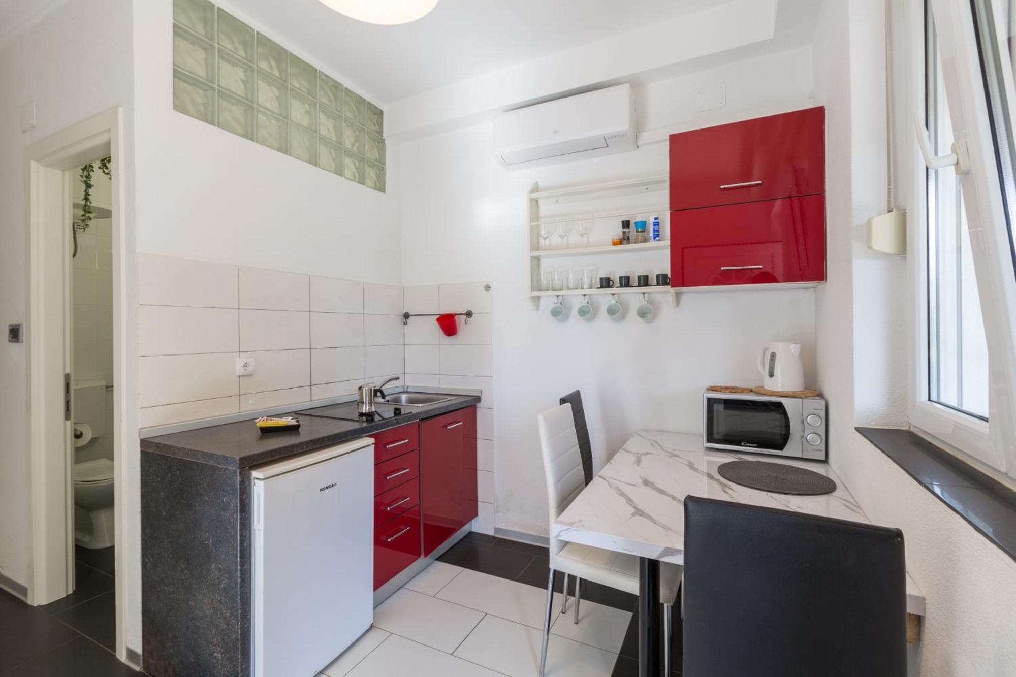Trbovic Apartments Peaceful Stay With Free Parking, Pet-Friendly, And Bike Storage In Umag Exterior photo