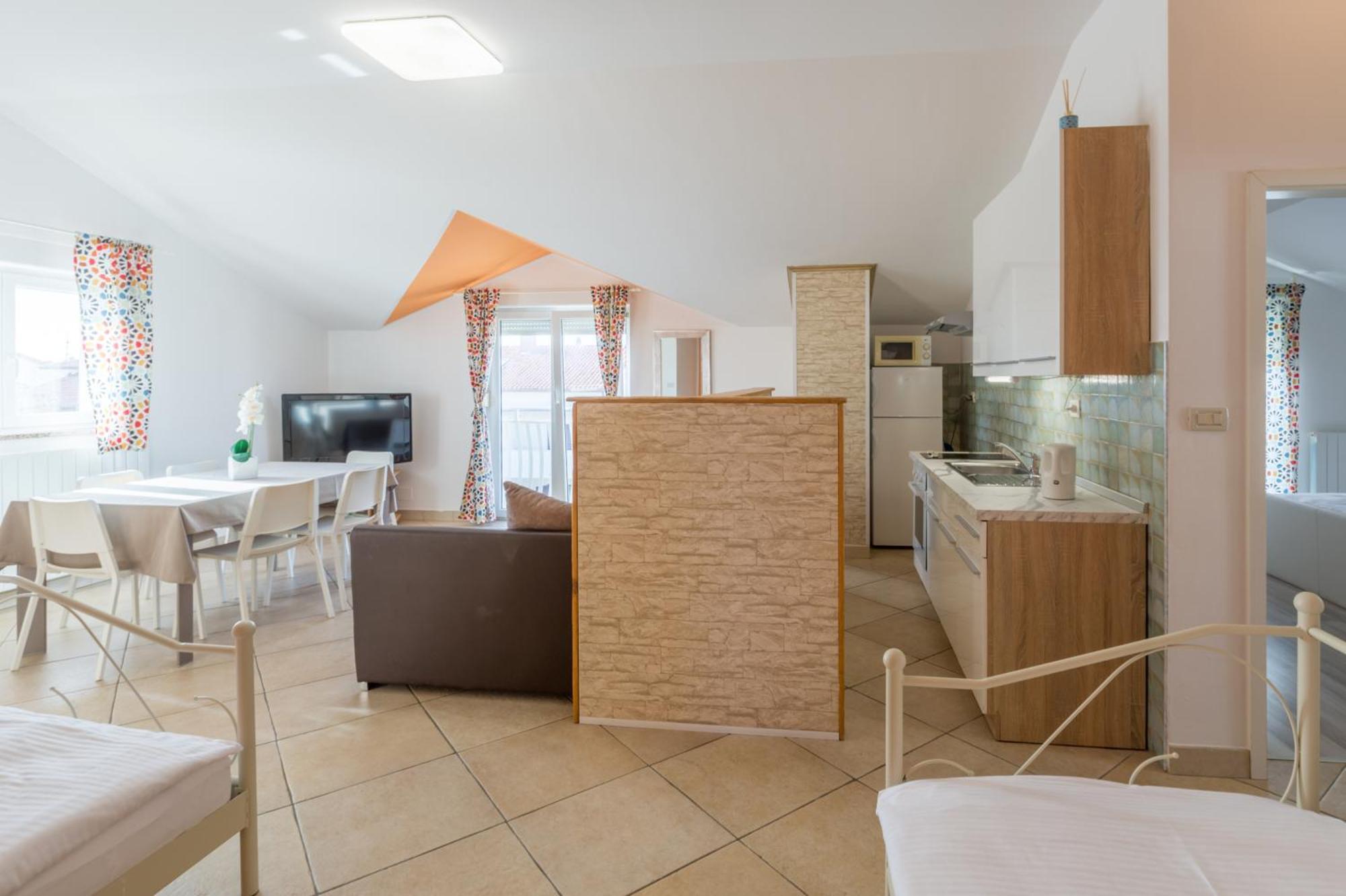 Trbovic Apartments Peaceful Stay With Free Parking, Pet-Friendly, And Bike Storage In Umag Exterior photo