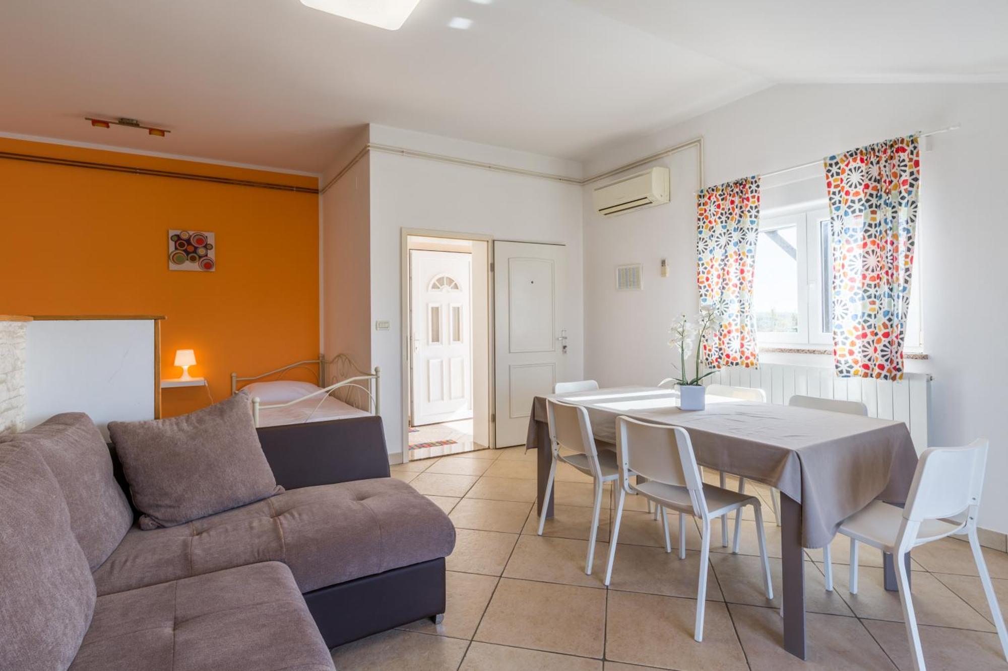 Trbovic Apartments Peaceful Stay With Free Parking, Pet-Friendly, And Bike Storage In Umag Exterior photo
