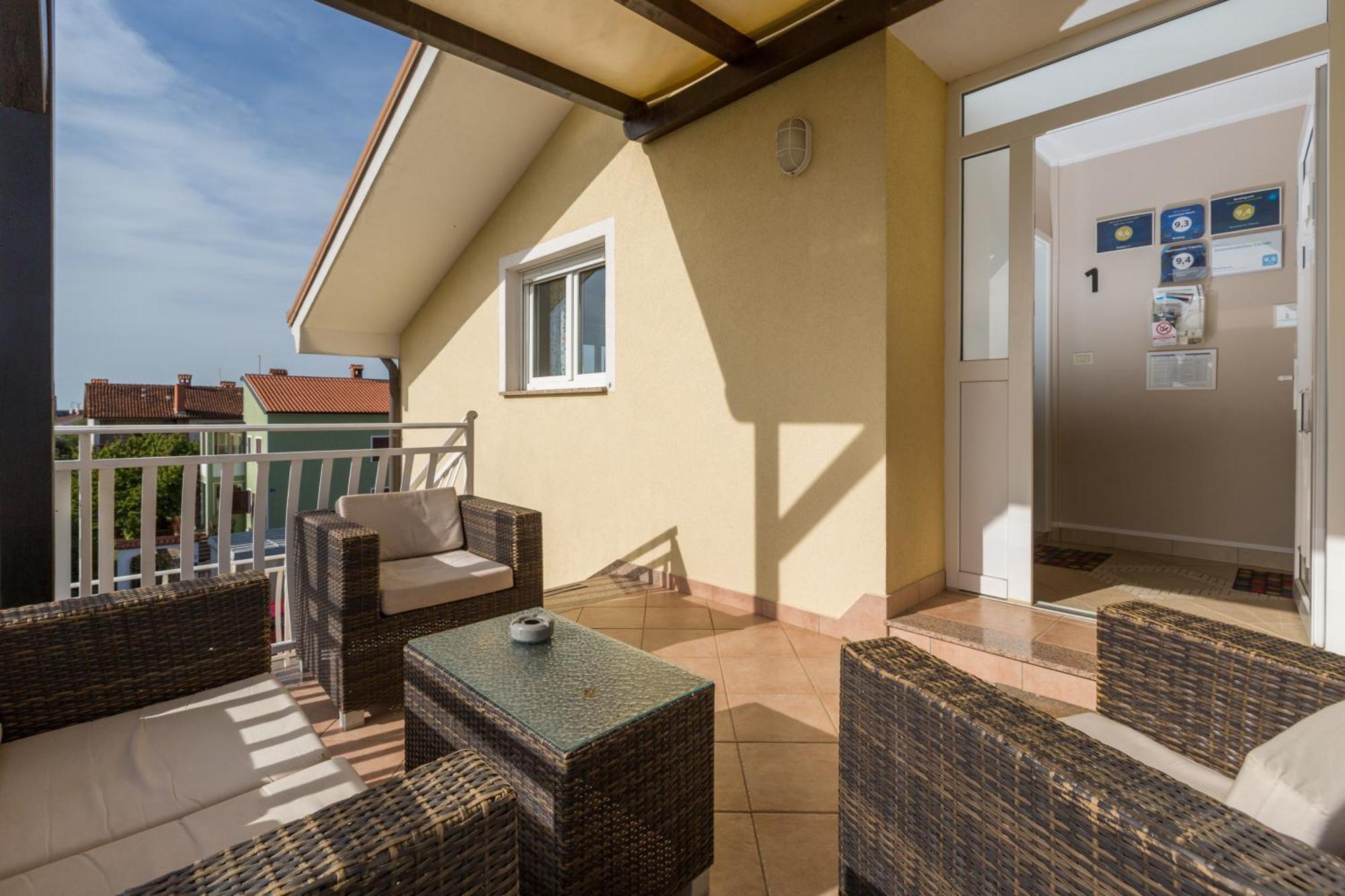 Trbovic Apartments Peaceful Stay With Free Parking, Pet-Friendly, And Bike Storage In Umag Exterior photo