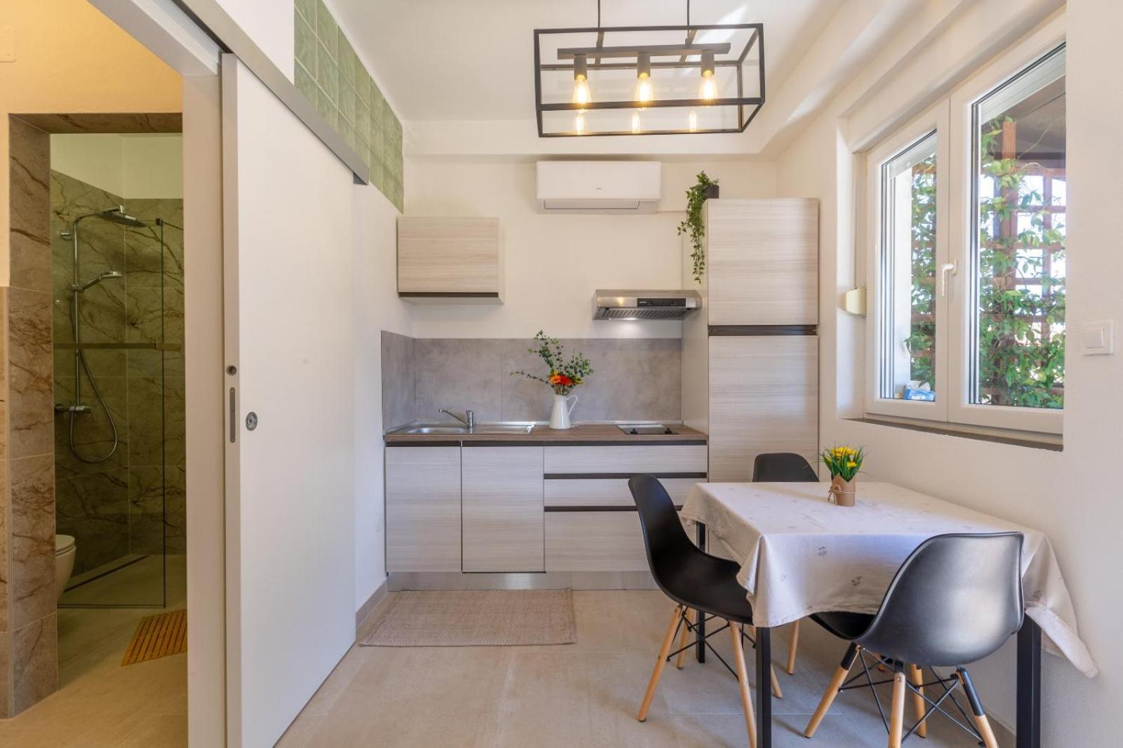 Trbovic Apartments Peaceful Stay With Free Parking, Pet-Friendly, And Bike Storage In Umag Exterior photo