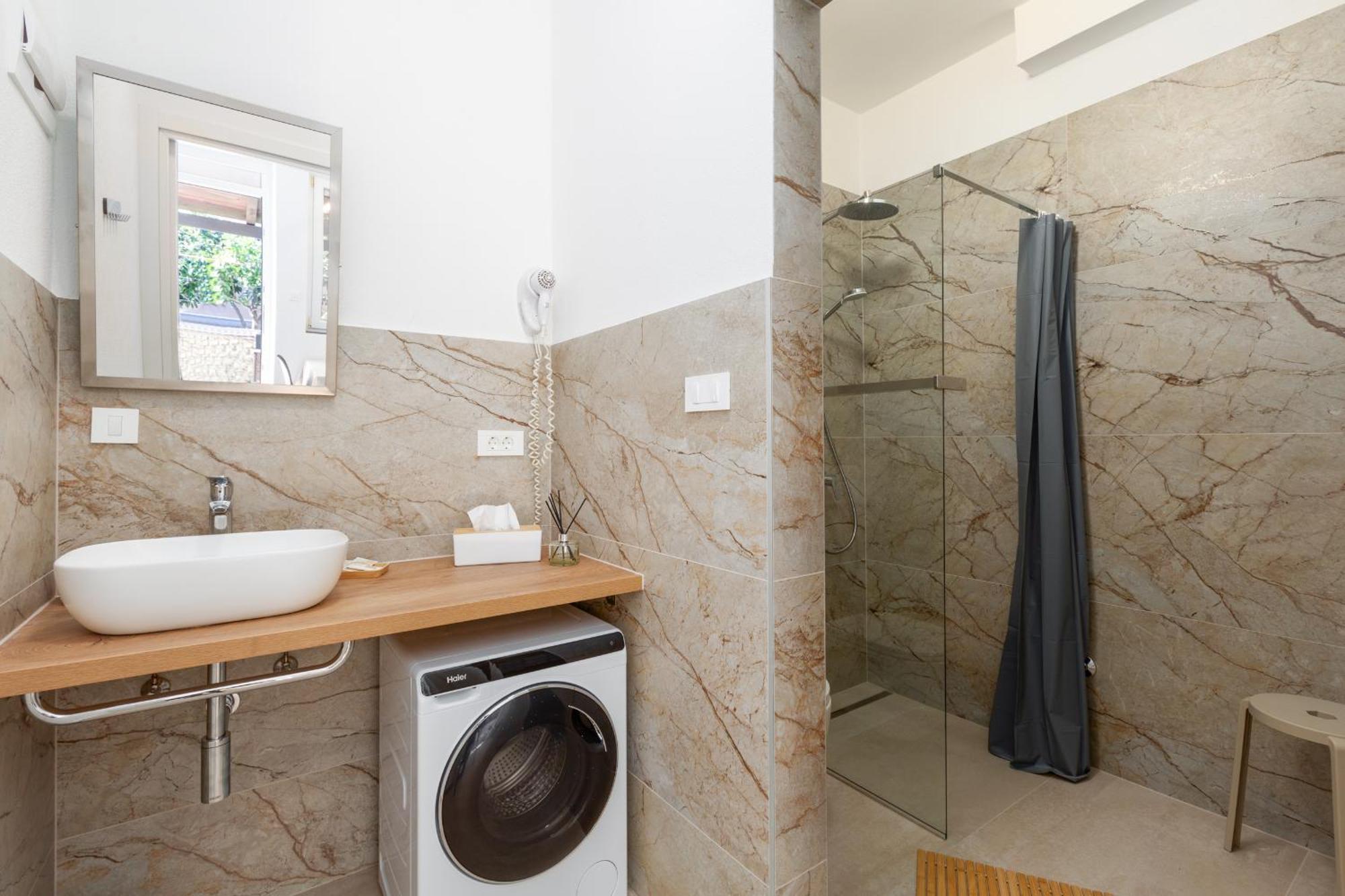 Trbovic Apartments Peaceful Stay With Free Parking, Pet-Friendly, And Bike Storage In Umag Exterior photo