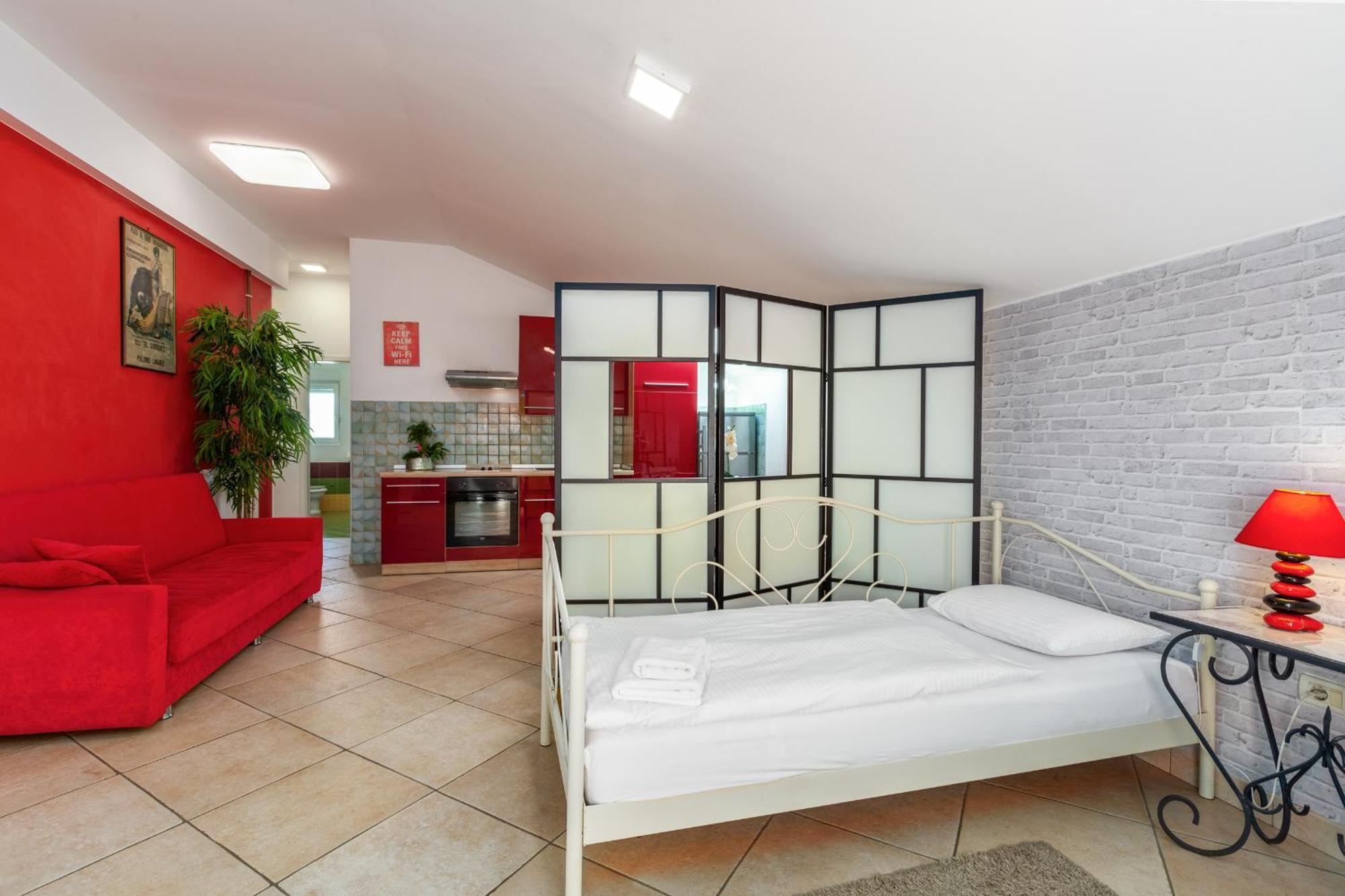 Trbovic Apartments Peaceful Stay With Free Parking, Pet-Friendly, And Bike Storage In Umag Exterior photo